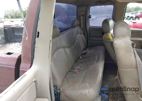 2002 Chevrolet Silverado 1500 Ls from USA, damaged, VIN 2GCEC19T421427981